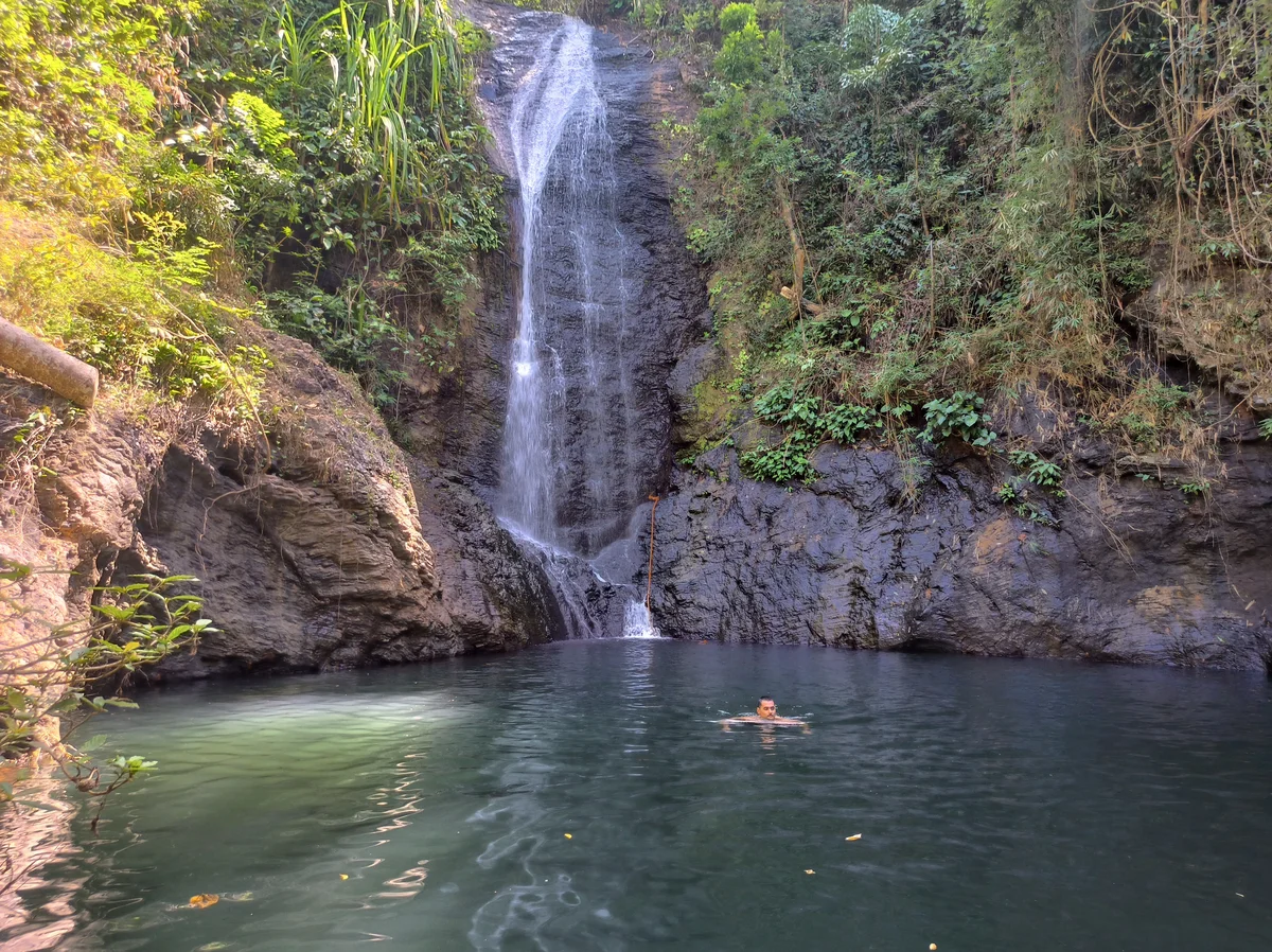 Kuyawyaw Falls